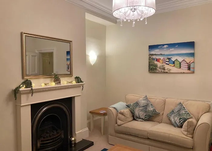 27 Princess Royal - 1St Floor 3 Bed Apartment