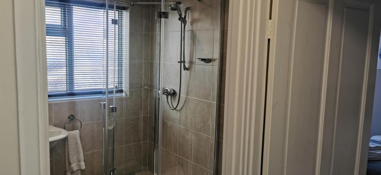 27 Princess Royal - 1st Floor 3 Bed Apartment Scarborough
