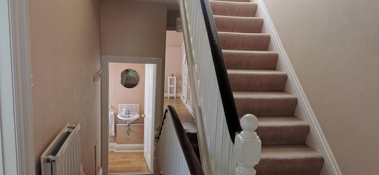 27 Princess Royal - 1st Floor 3 Bed Scarborough